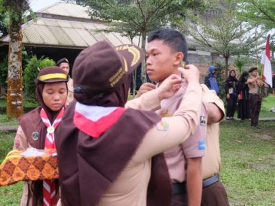 Pelantikan Pacak dan Pegantara Pramuka MAN 3 Medan Berjalan Lancar