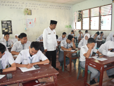 MAN 3 Medan Gelar Penilaian Akhir Semester Ganjil 2024-2025 dengan Sistem CBT