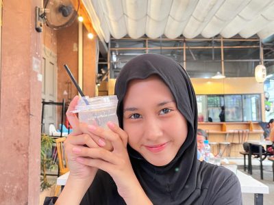 Kuas Kecil, Kanvas Mimpi: Gambaran Diriku 10 Tahun Mendatang