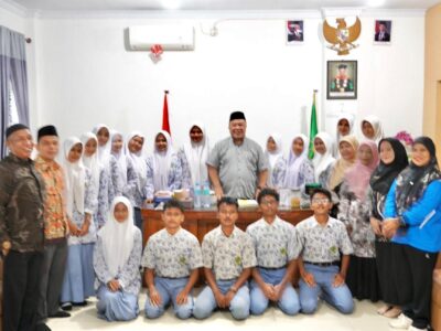 Penutupan PKL Keterampilan Tata Rias Kecantikan dan Rambut dan Tata Busana, MAN 3 Medan Plus Keterampilan dan Riset Bekali Siswa dengan Pengalaman Dunia Kerja