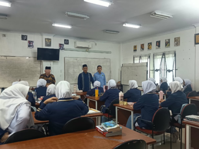 Tim Kurikulum Kanwil Kemenag Sumut Monitoring Program SKS dan Penggunaan BTU di MAN 3 Medan