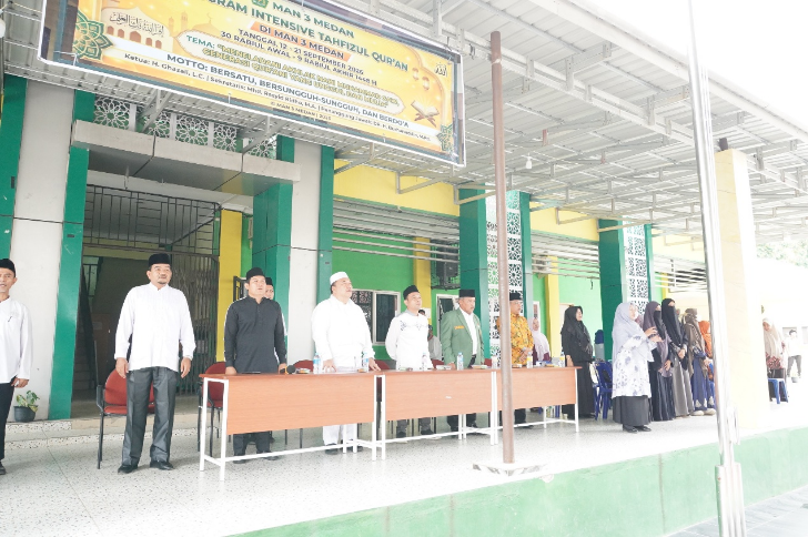 You are currently viewing Intensif Tahfizhul Qur’an Angkatan ke-5, Ikhtiar Cetak Generasi Qur’ani